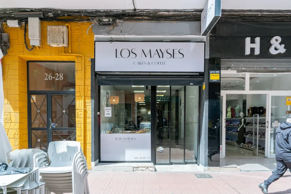 LOS MAYSES CAKES & COFFE