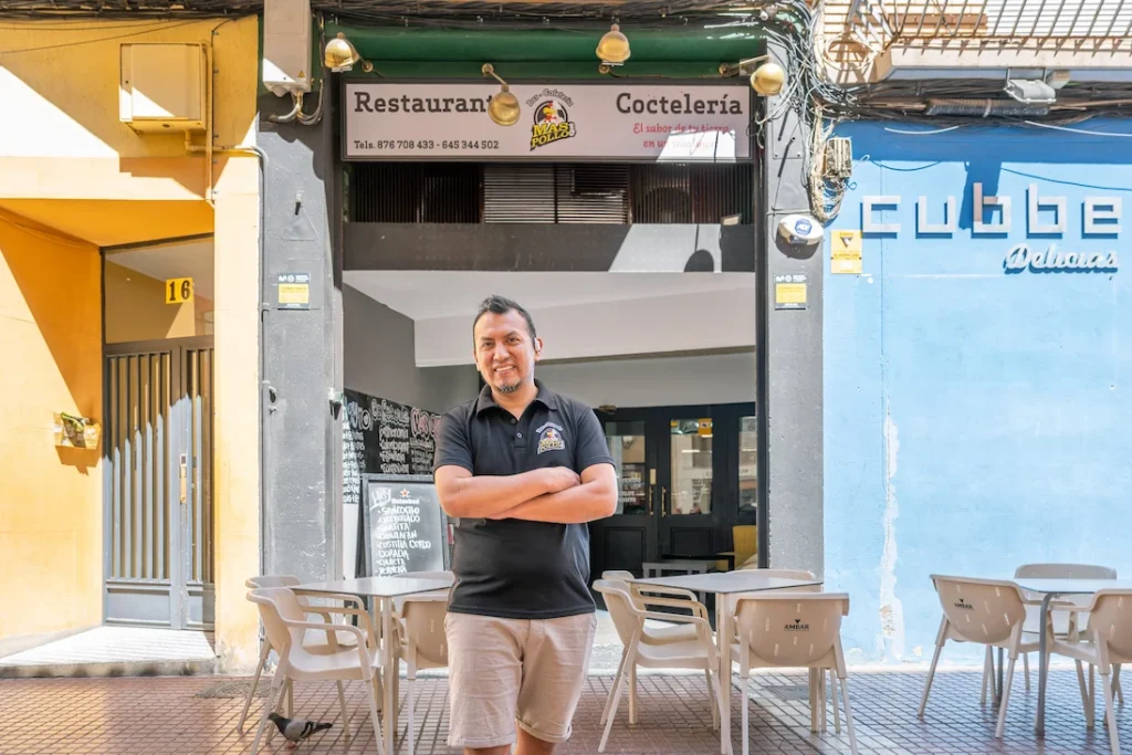 RESTAURANTE MÁS QUE POLLO